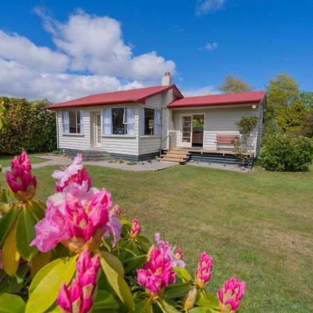 Rustlein Cottage - Te Anau Holiday Home ภายนอก รูปภาพ